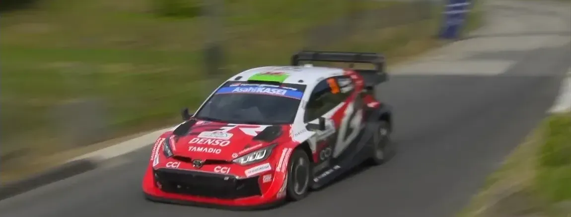 Evans vence no Japão e lidera o Mundial