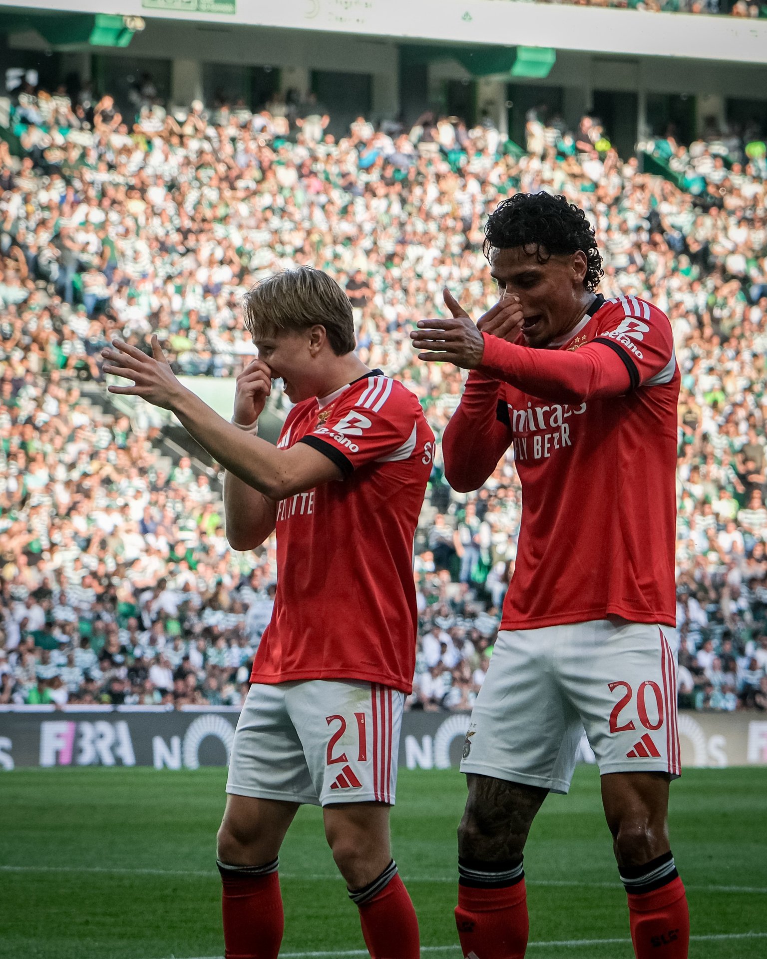 Benfica com várias saídas em aberto